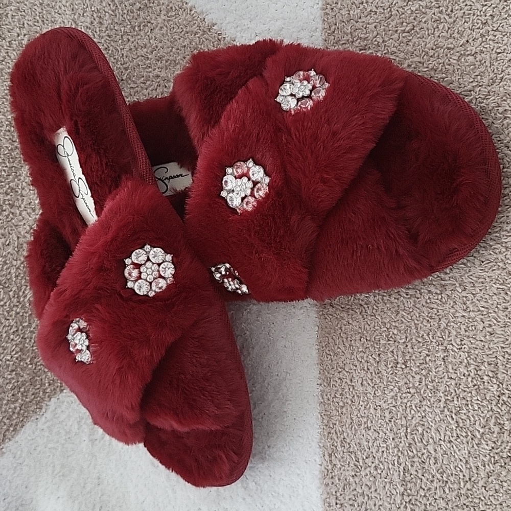 JESSICA SIMPSON Burgundy Fur/Rhinestone House Slippers Slides Size S 6-7 - Picture 2 of 8
